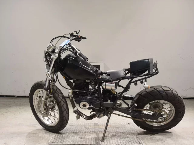 Yamaha TW200-2