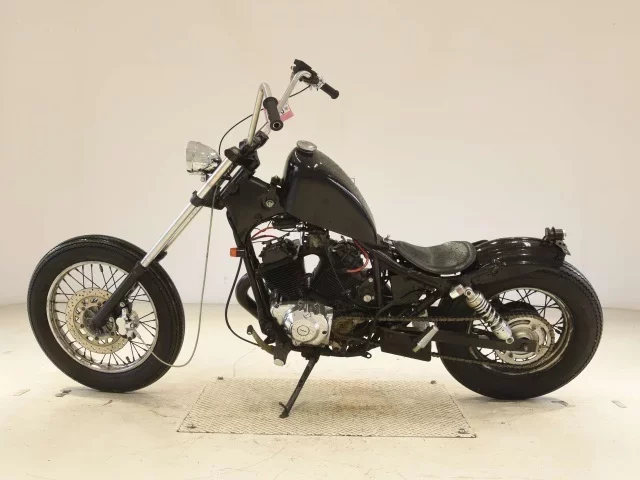 Yamaha VIRAGO 250