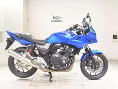 Honda CB400SFV-4 BOLDORABS 2019