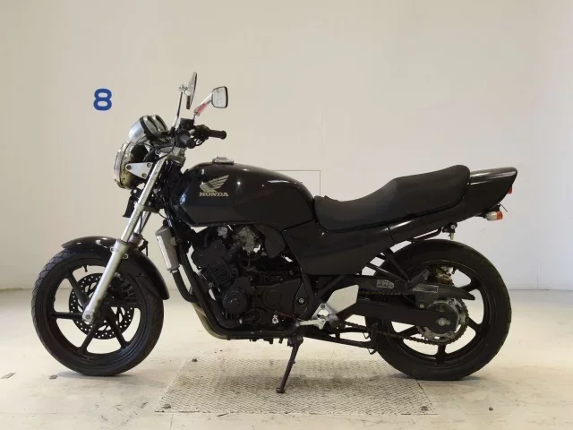 Honda JADE SHO LOUIS NOT EQUIPPED