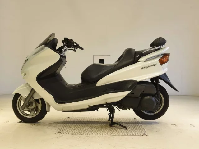 Yamaha MAJESTY 250-2