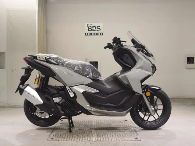 Honda ADV160