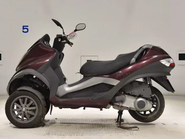 Piaggio PIAGGIO MP3 250