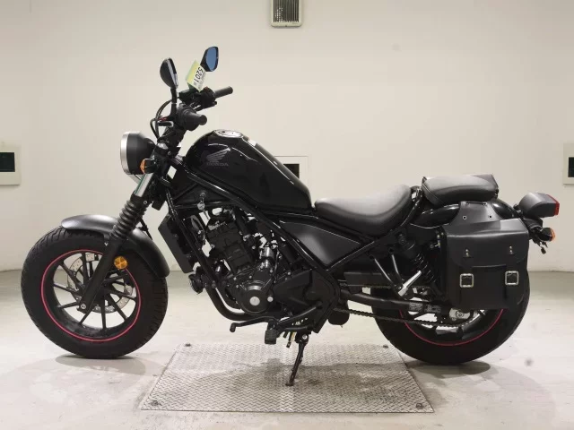 Honda REBEL
