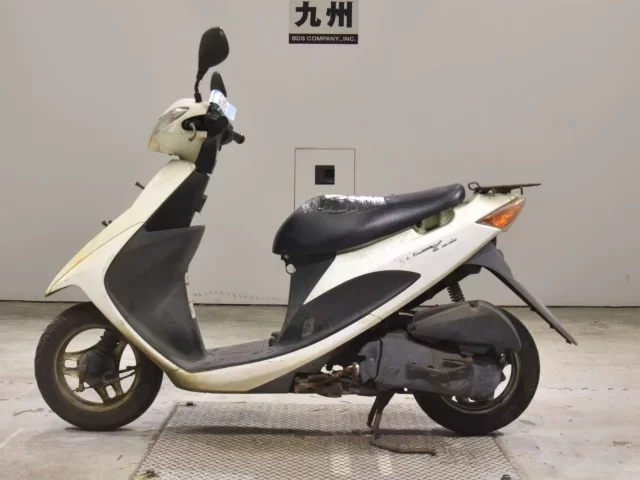 Suzuki ADDRESS V50
