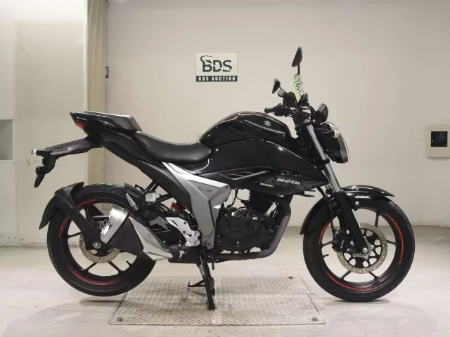 Suzuki JIGUSA-150