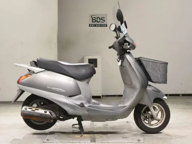 Honda LEAD 100