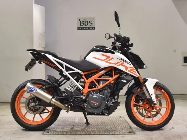 KTM  390 DUKE лот № 2615 оценка 5  с аукциона в Японии