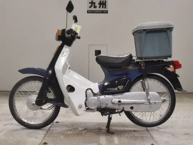 Honda C50-E