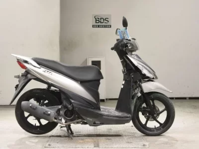 Suzuki ADDRESS110-2