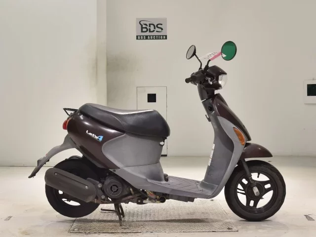 Suzuki LET S4