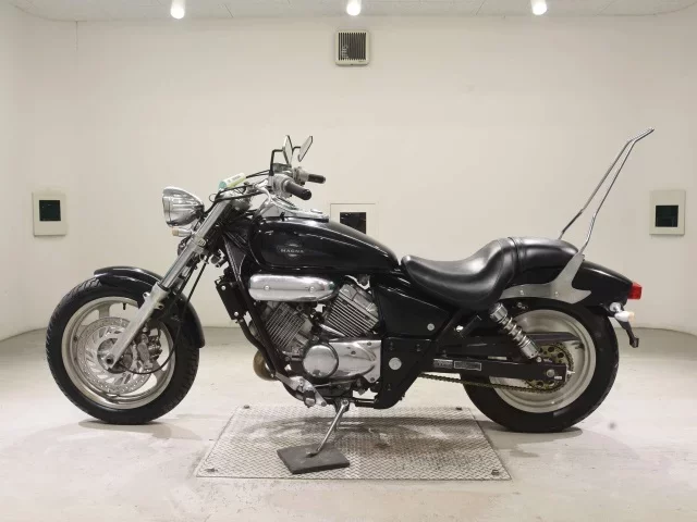 Honda MAGNA 250