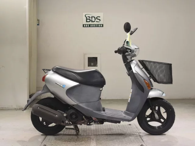 Suzuki LET S4