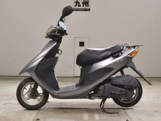 Suzuki ADDRESS V50