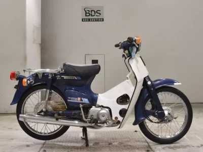 Honda C90
