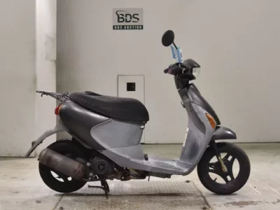 Suzuki LET S4