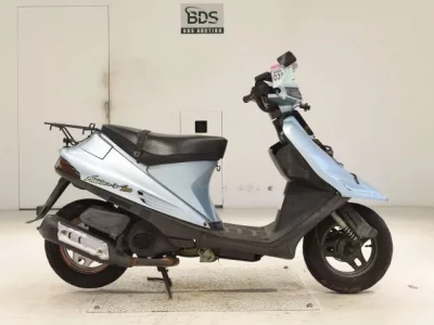 Suzuki ADDRESS V100