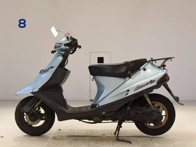 Suzuki ADDRESS V100
