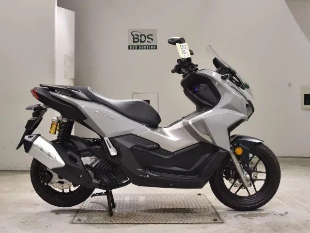 Honda ADV160