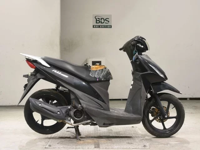 Suzuki ADDRESS110-2