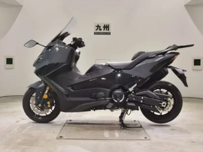Yamaha T-MAX560T  с аукциона в Японии