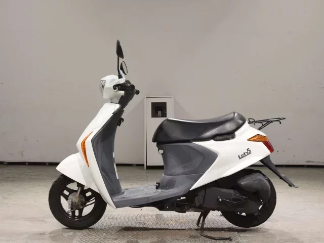 Suzuki LET S5