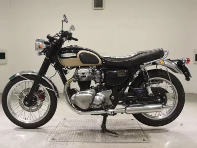 Kawasaki W650  с аукциона в Японии