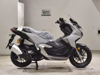 Honda ADV160