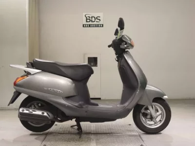 Honda LEAD 100