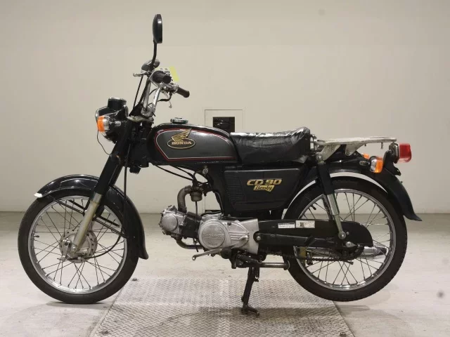 Honda CD90