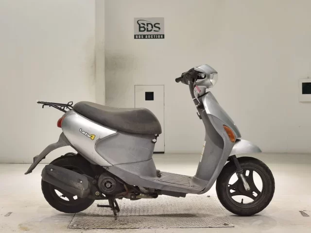 Suzuki LET S4