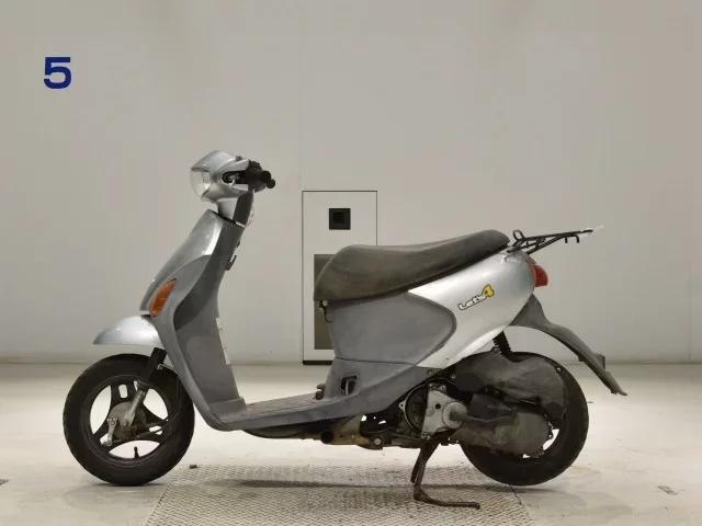 Suzuki LET S4
