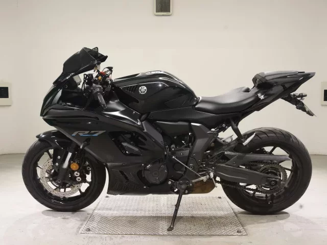 Yamaha YZF-R7-2