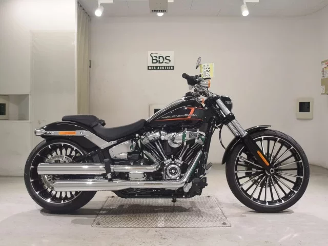 Harley-Davidson HARLEY FXBR1920 лот № 5182 оценка 8  с аукциона в Японии