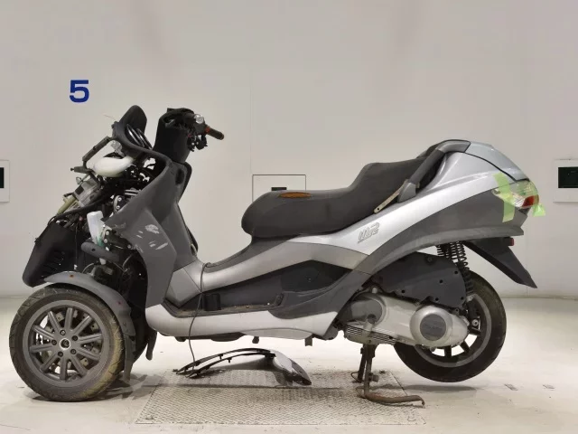 Piaggio PIAGGIO MP3 250