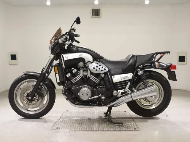 Yamaha V-MAX
