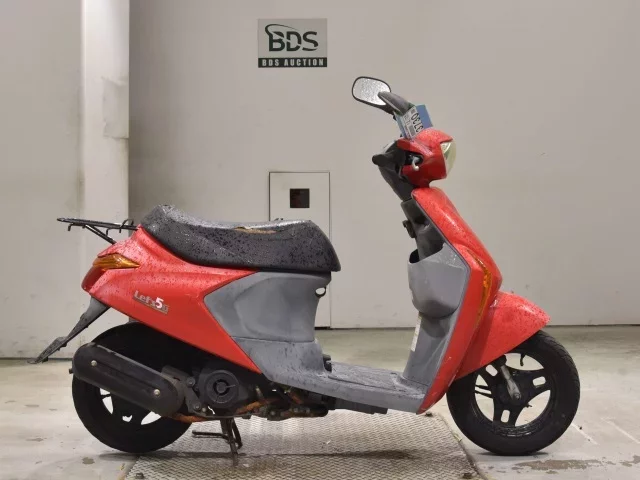 Suzuki LET S5