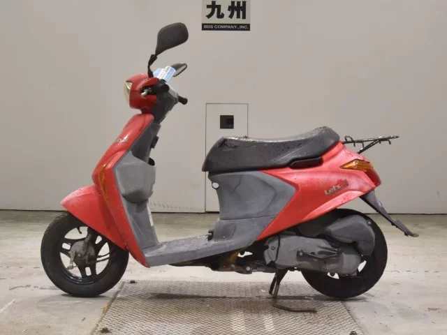 Suzuki LET S5