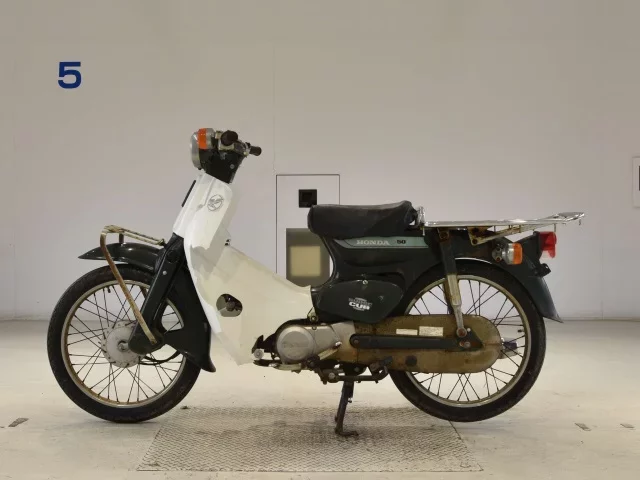 Honda C50