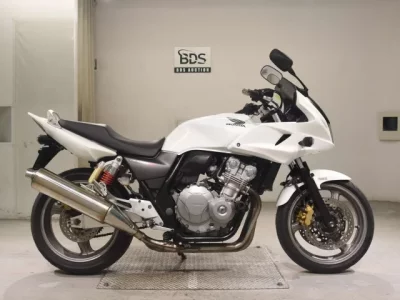 Honda CB400SFV-4 BOLDORABS