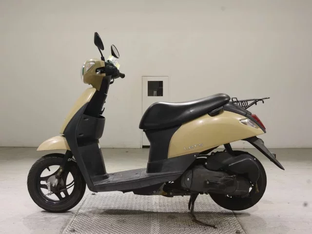 Suzuki LET S