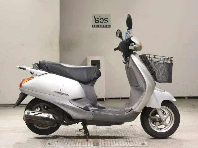 Honda LEAD 100