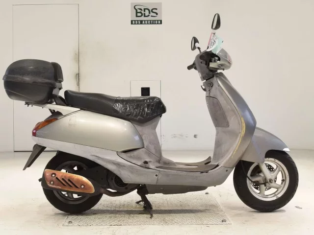 Honda LEAD 100
