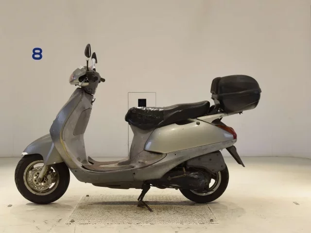 Honda LEAD 100
