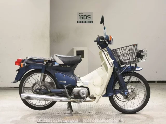 Honda C90