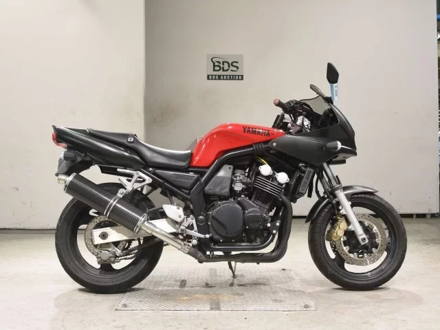 Yamaha FZ400