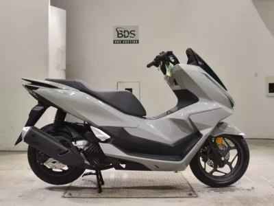 Honda PCX125-4