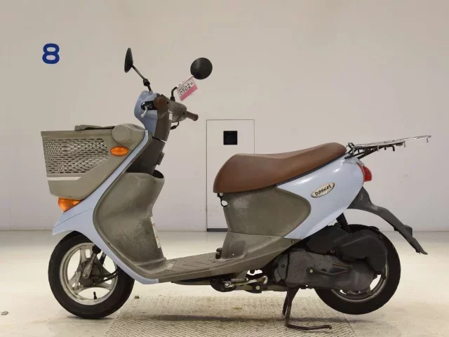 Suzuki LET S4