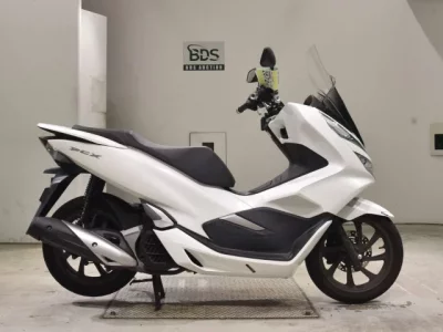 Honda PCX125-3