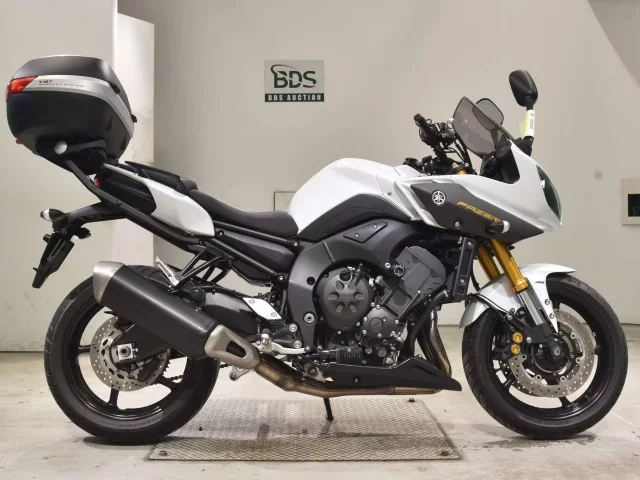 Yamaha FZ8-SA